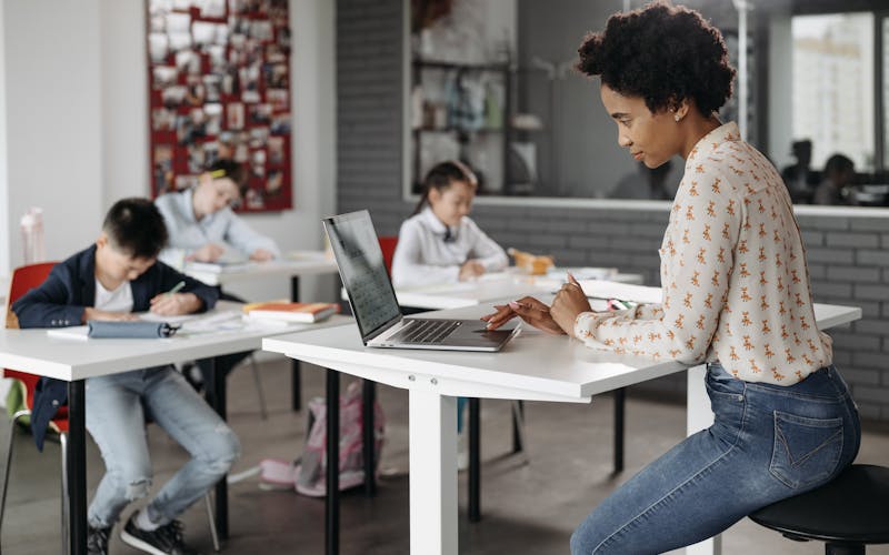 Como Usar o Diario de Classe Digital: Guia Completo para Professores